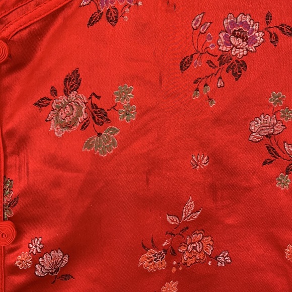 Girls Chinese Red Qipao Top - Picture 8 of 8